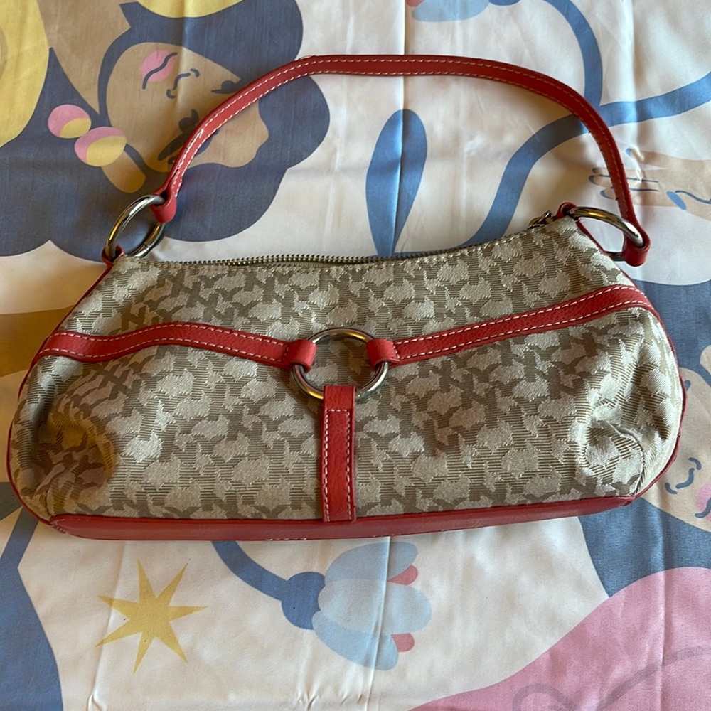 Coral shoulder bag